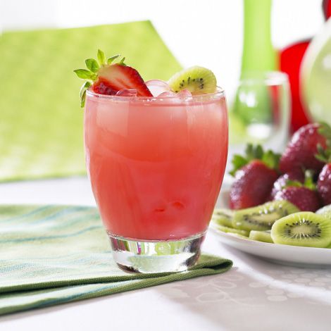 STRAWBERRY KIWI FRUIT DRINK